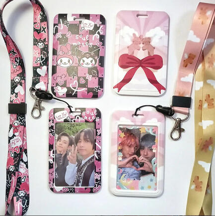 photocard holder w/ lanyard